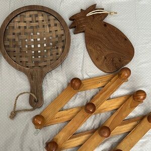 Wooden Kitchen Decor Set